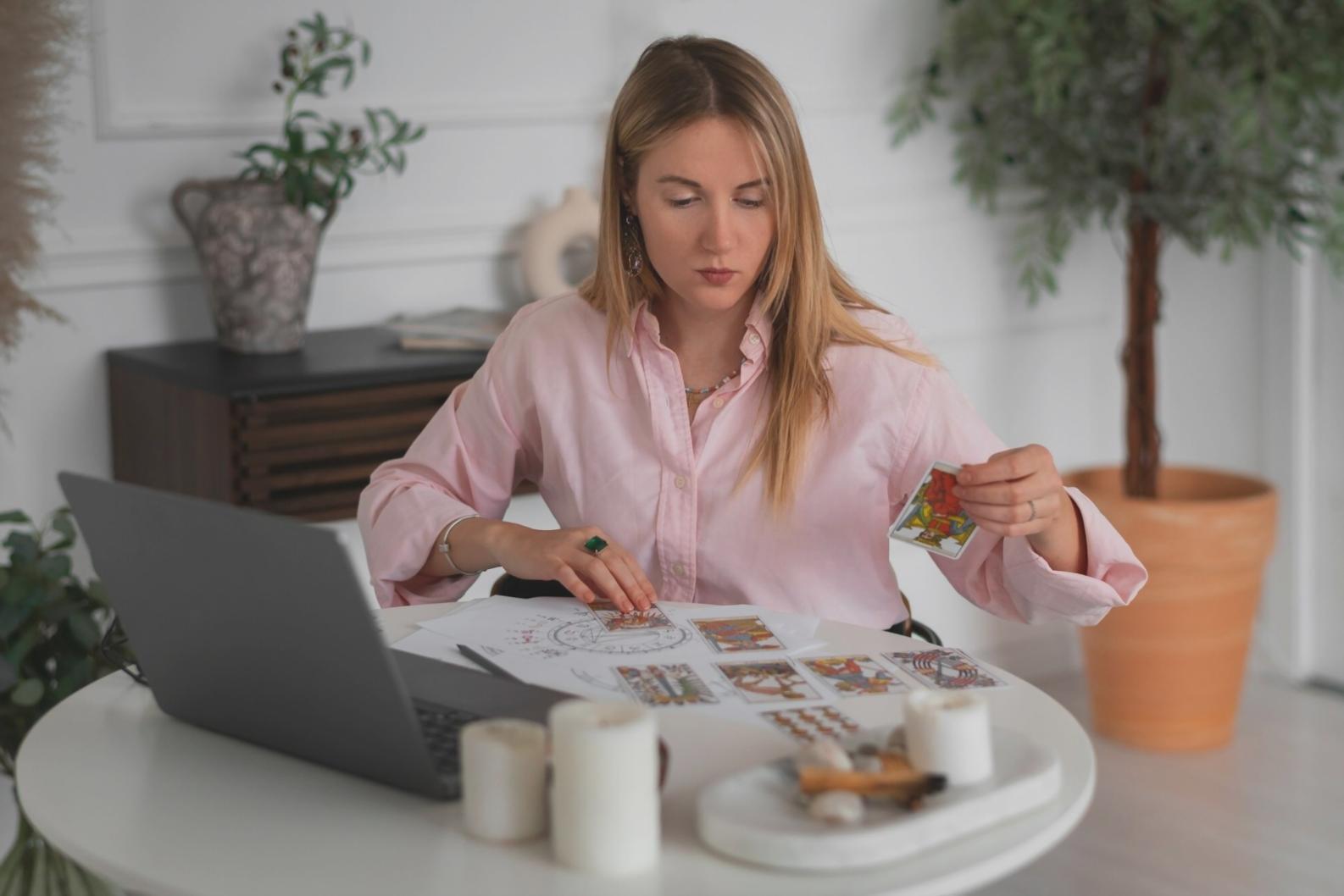 Sesión de planificación financiera familiar